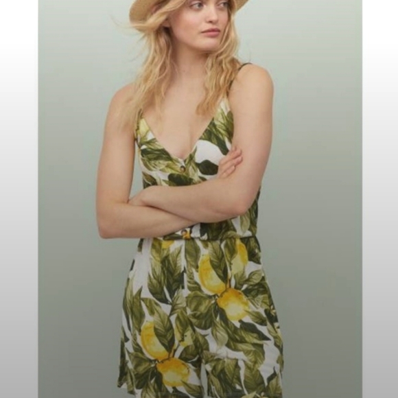 H&M Lemon Leaf Romper - Picture 6 of 6